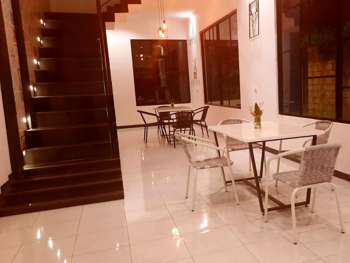 Cozy Stay Kupang Купанґ Екстер'єр фото